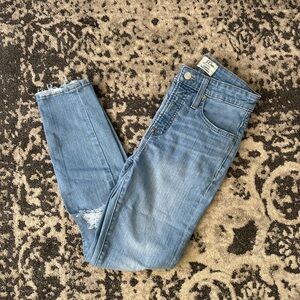 J. Crew Curvy Toothpick Medium Blue Wash Skinny Jeans size 24P